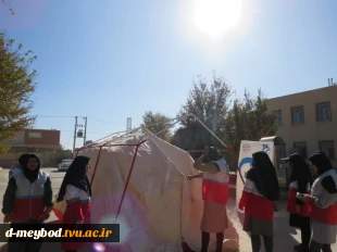 برگزاری کارگاه آموزشی چادر زنی با مشارکت واحد هلال احمر شهرستان در آموزشکده فنی دختران میبد 2