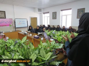 مراسم تکریم و تجلیل از بانوان شاغل در آموزشکده  ملی مهارت دختران میبد در سالروز میلاد حضرت زهرا (س) 
 4