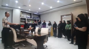 بازدیددانشجویان آموزشکده ملی مهارت دختران میبد از ساختمان گرافیک یزد 2