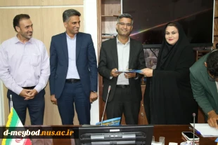 تقدیر از همکاران واحد روابط عمومی آموزشکده ملی مهارت دختران میبد 6